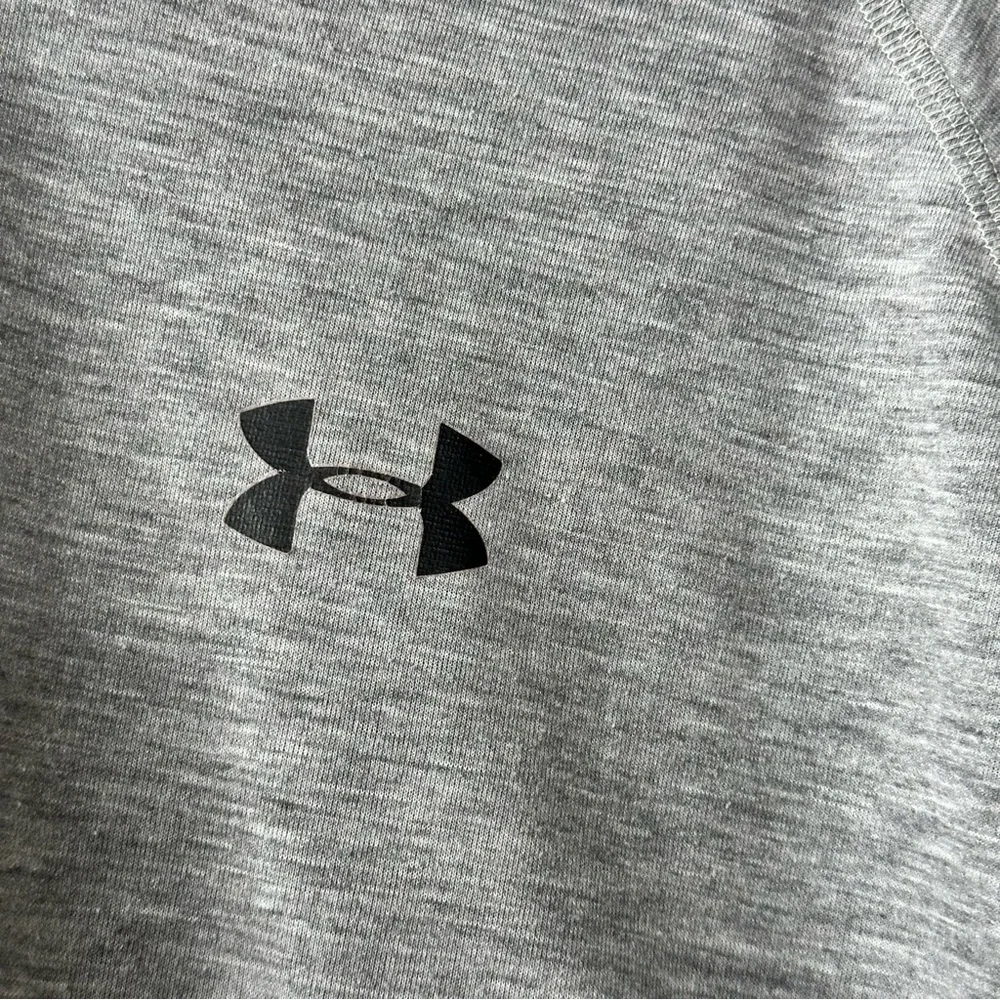 Under Armour Short Sleeve TShirt Heat Gear - Picture 5 of 7